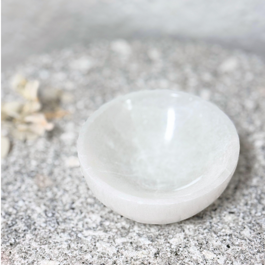 Selenite Round Bowl 8cm