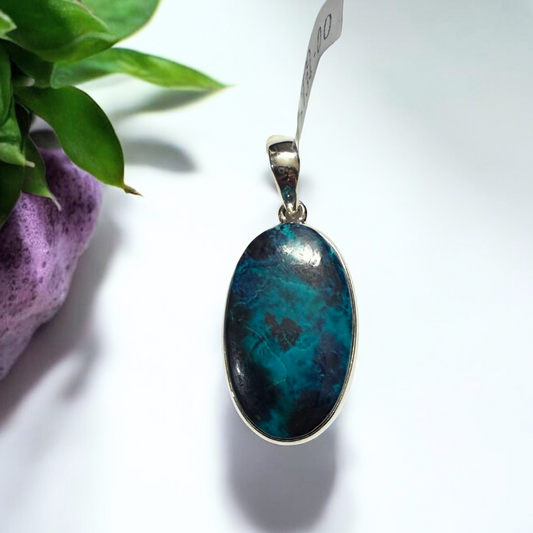 Shattucktite Oval Pendant in Silver