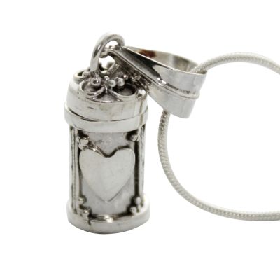 Silver Tiny Hearts Keepsake Locket