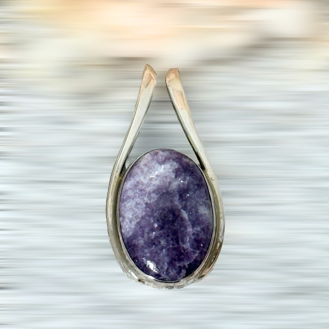 Lepidolite Oval Pendant Silver
