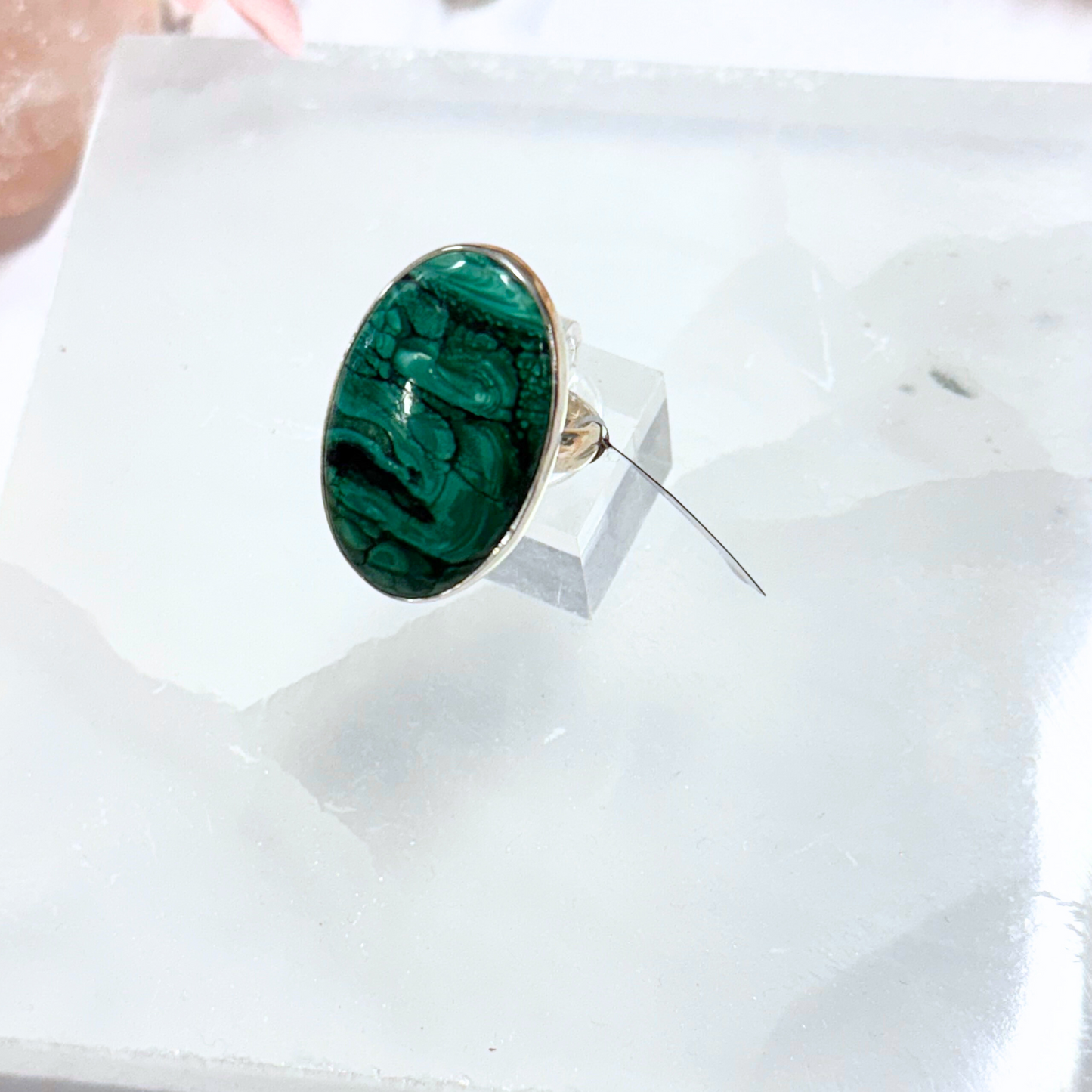 Malachite Oval Ring in Silver