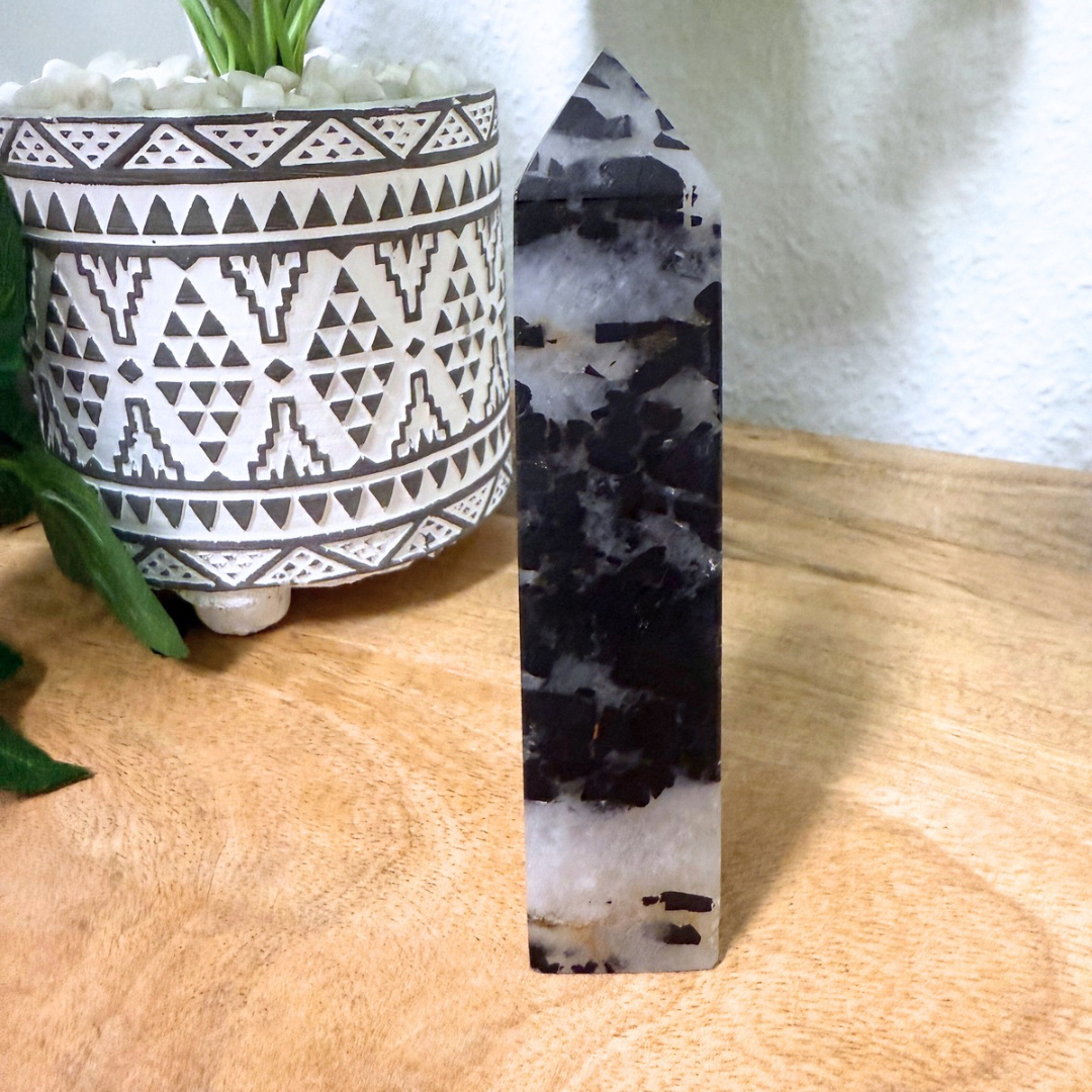Tourmaline in Quartz Obelisk 02