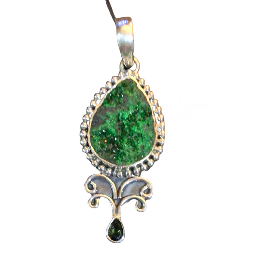 Natural Uvarovite Pendant SS