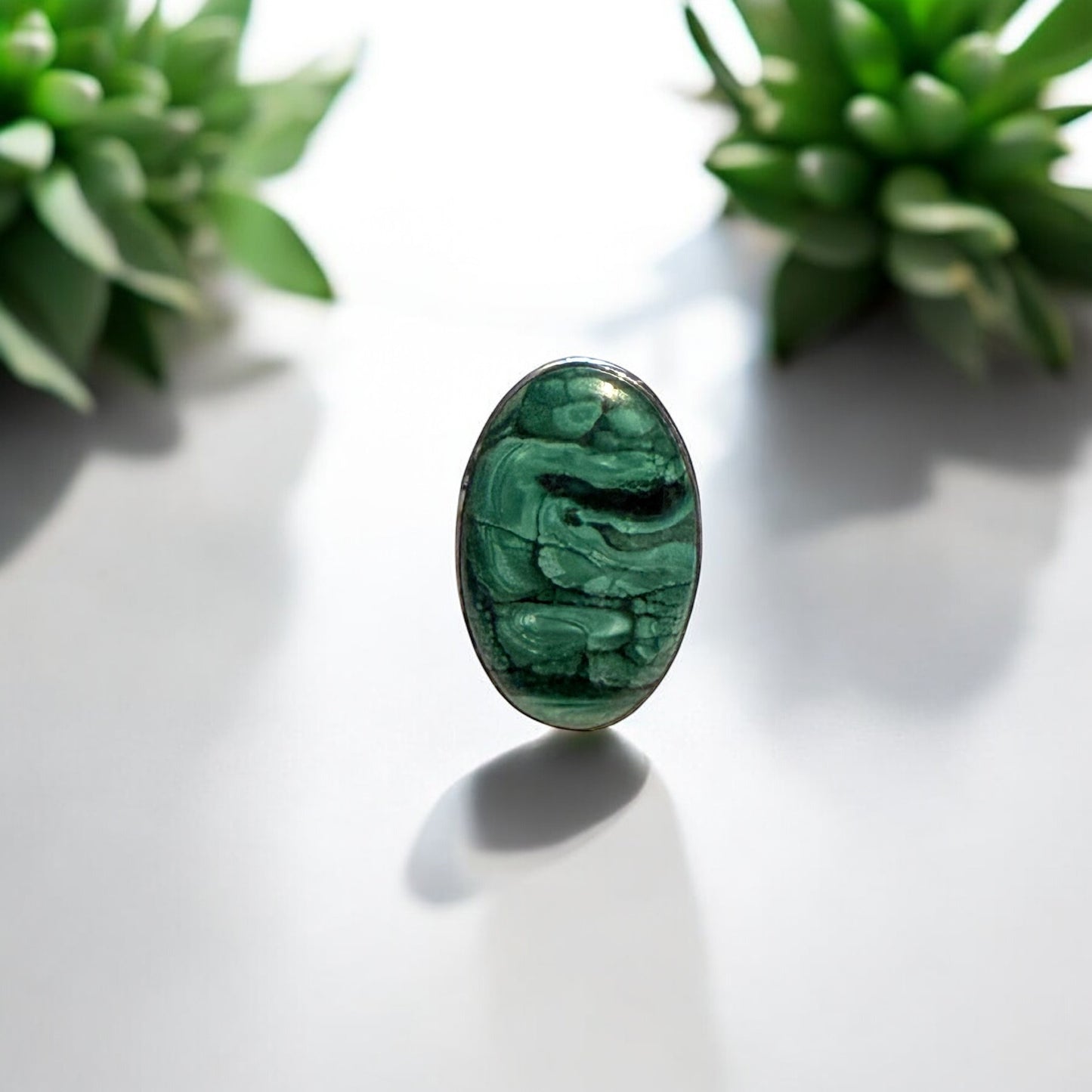 Malachite Oval Ring in Silver