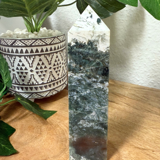 Moss Agate Obelisk 02