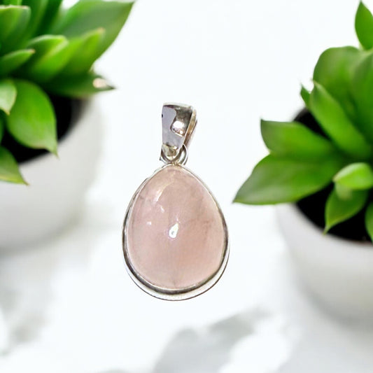 Rose Quartz Teardrop Pendant in Silver