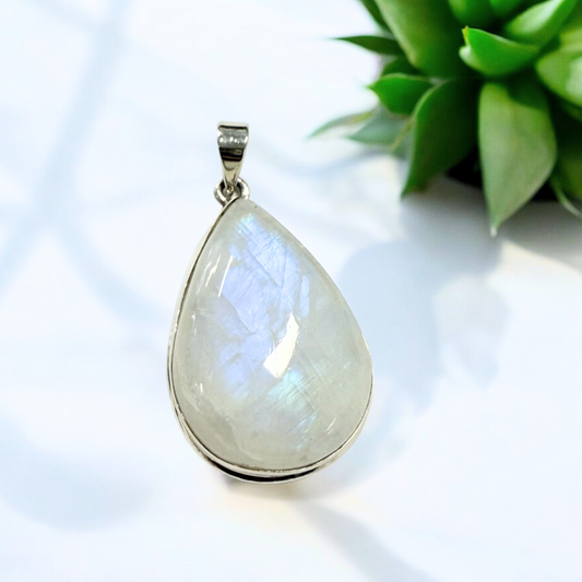 Rainbow Moonstone Oval Silver Pendant