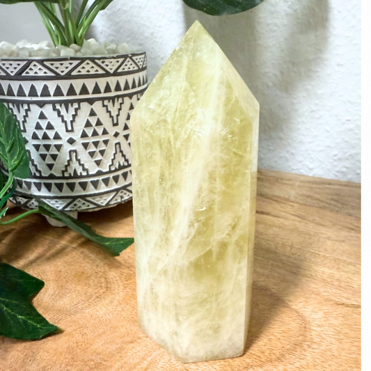 Lemon Quartz Tower 01