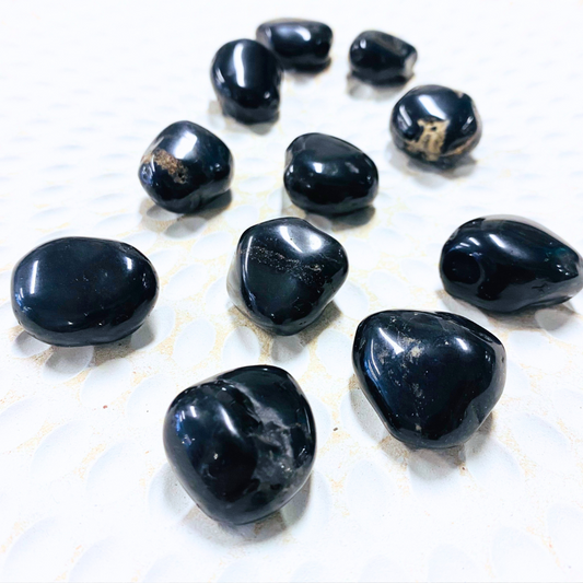 Black Onyx Crystal Tumble ~ Strength & Transforms Negative Energy
