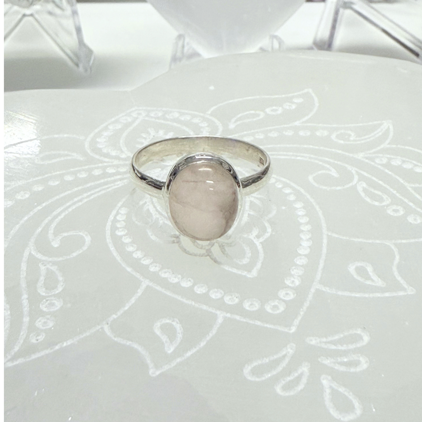 Rose Quartz Oval Ring in Silver