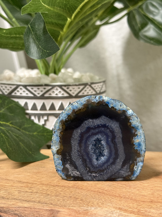 Blue Agate Cut Base