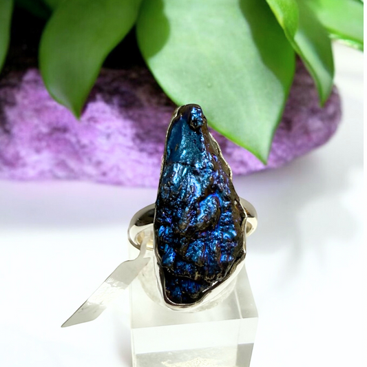 Kyanite Aura Feathers Ring in Silver