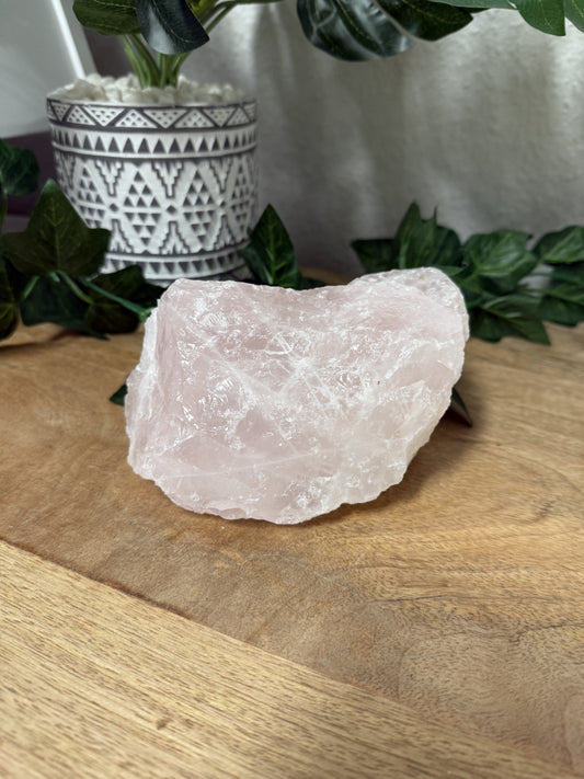 Rose Quartz AAA Rough 011
