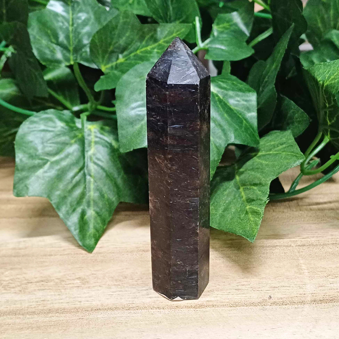 Astrophyllite Towers 001