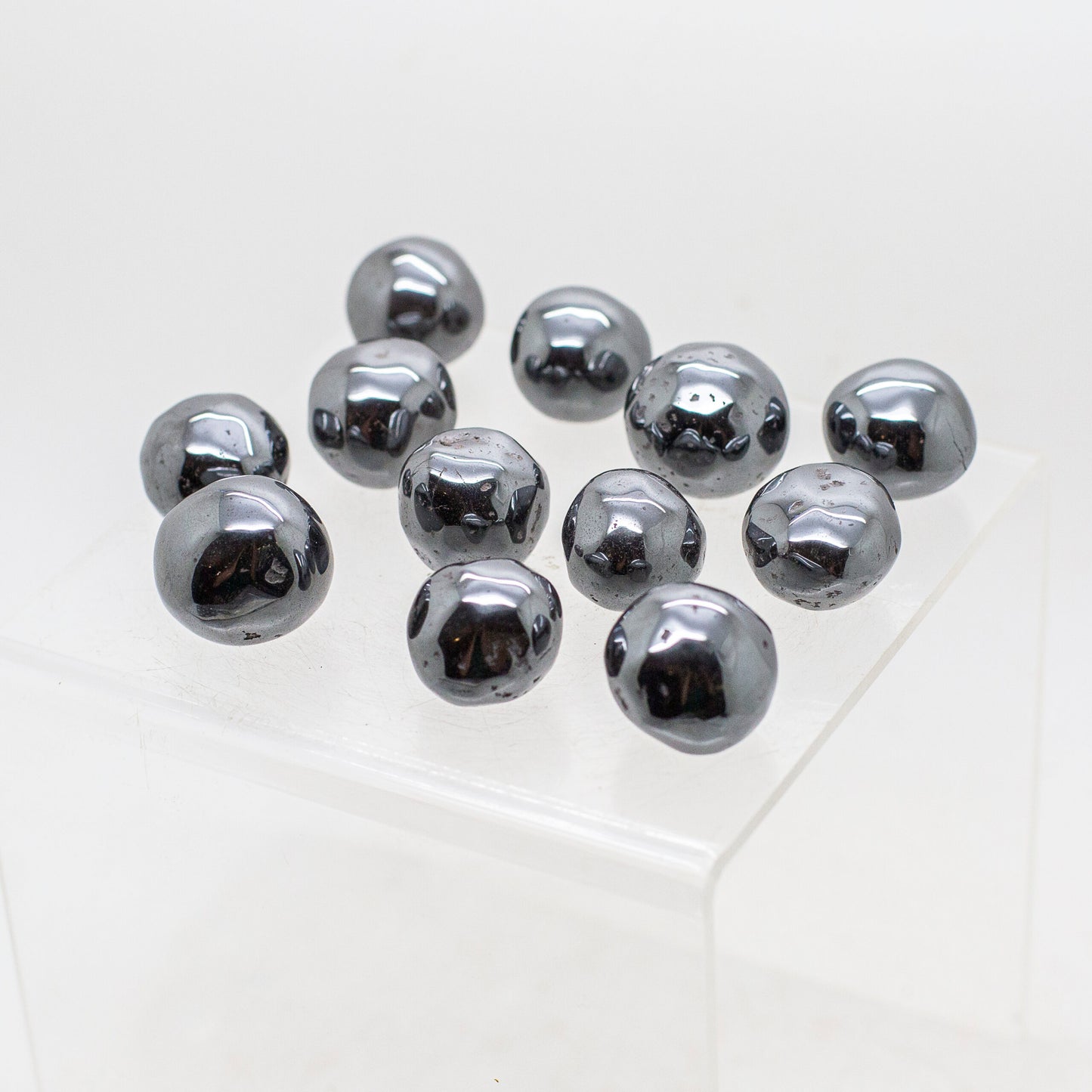 Magnetic Hematite Round Tumbled