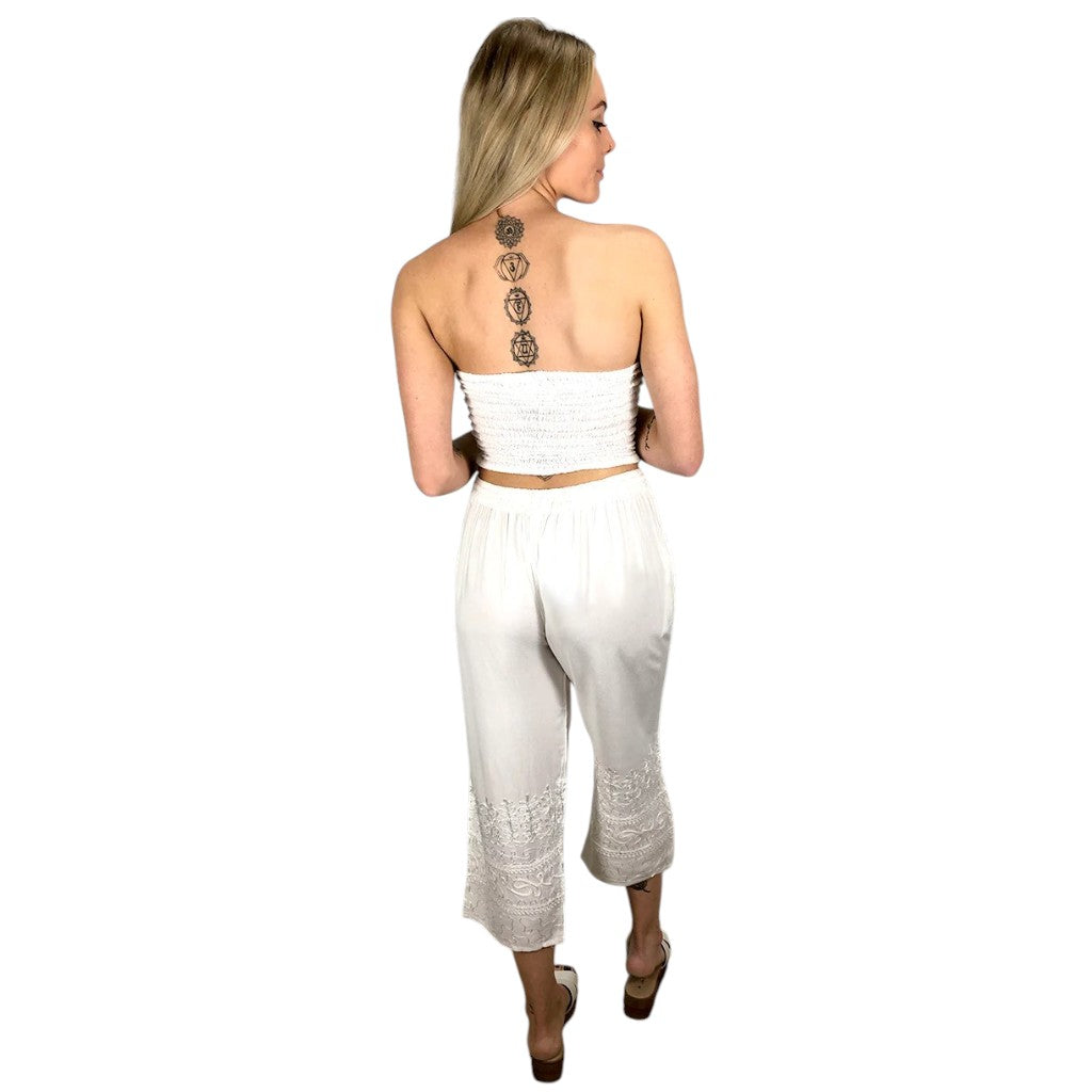 Capri Stonewash Pant