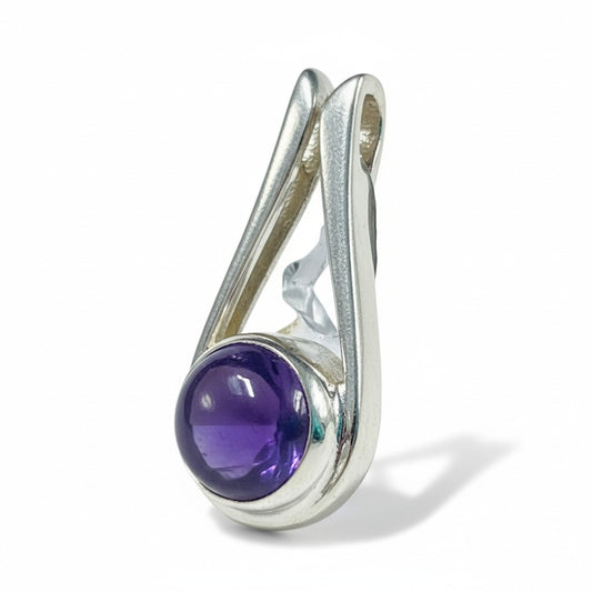 Amethyst Silver Pendant Egyptian Isis
