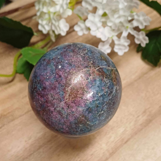 Ruby Fuchsite Sphere in Kyanite with Matrix 001