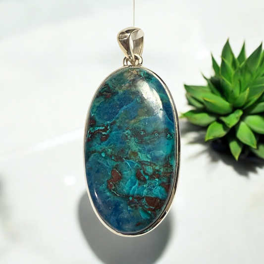 Shattucktite Oval Pendant in Silver