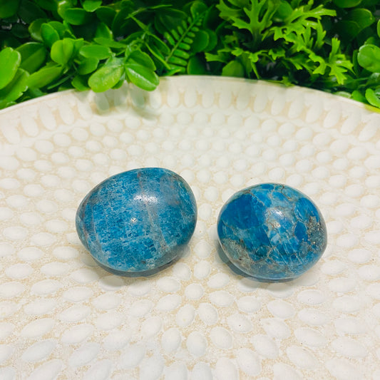 Blue Apatite Palm Stones 008