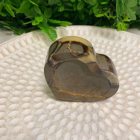 Septarian Heart Bowl 001