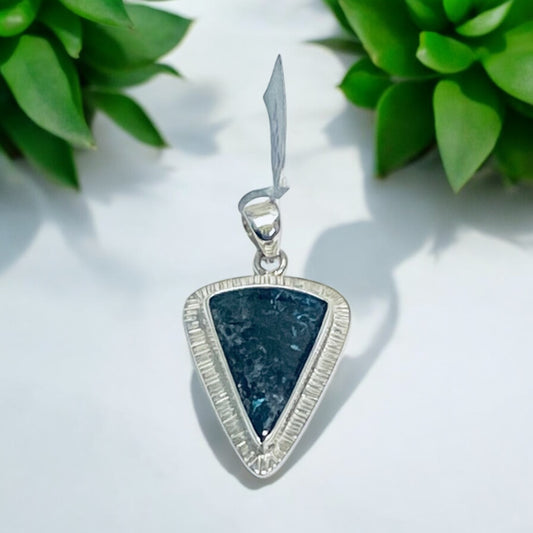 Nuumite Pendant Silver