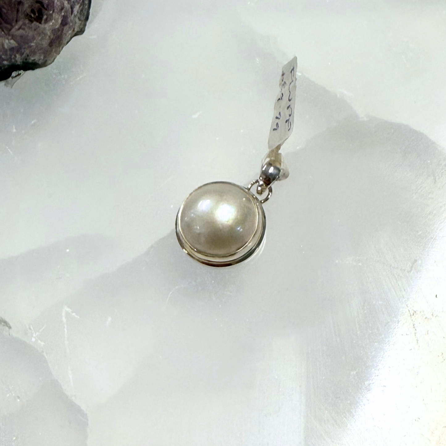 Freshwater Pearl Circle Pendant in Silver