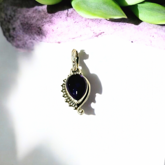 Amethyst Silver Pendant Goddess Drop