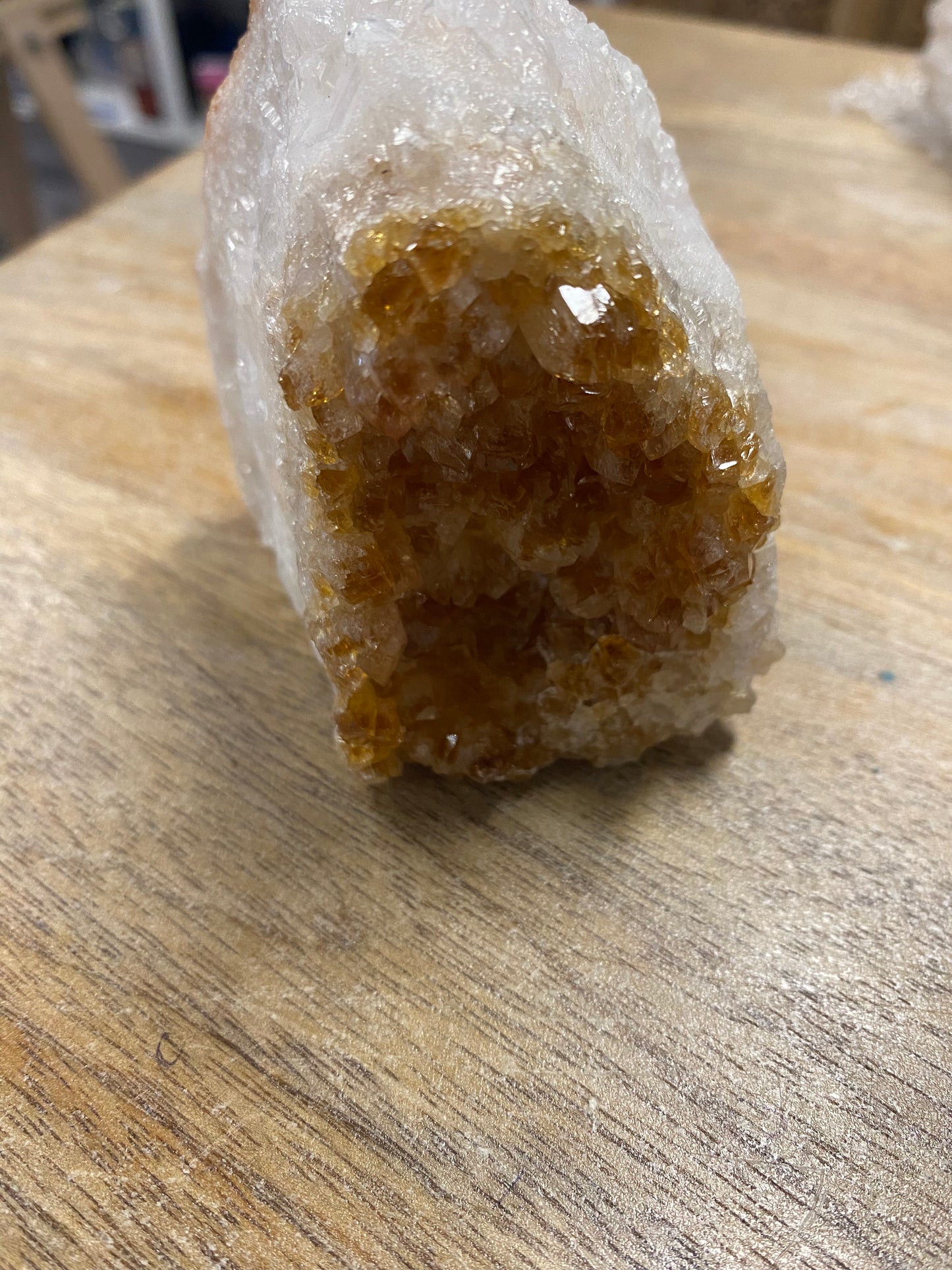 Citrine Base Cut 016