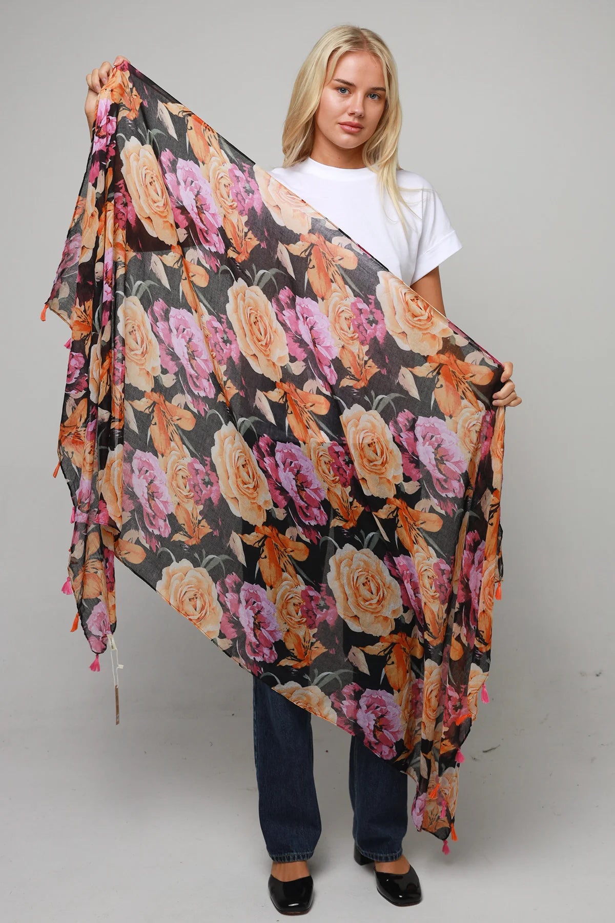 Scarf - Seasonal Bohemian - Black Flower