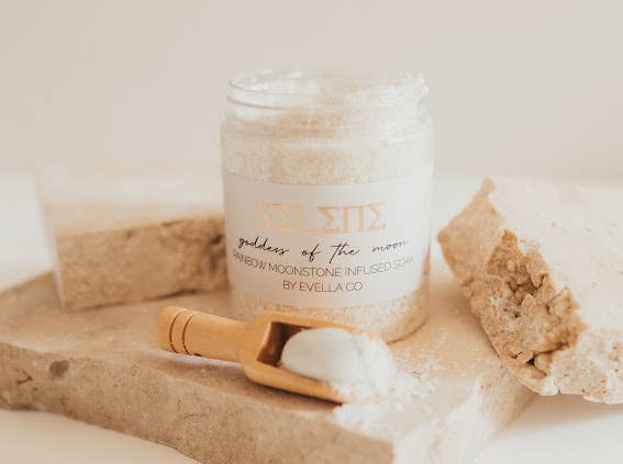 SELENE | goddess of the moon | crystal infused bath soak