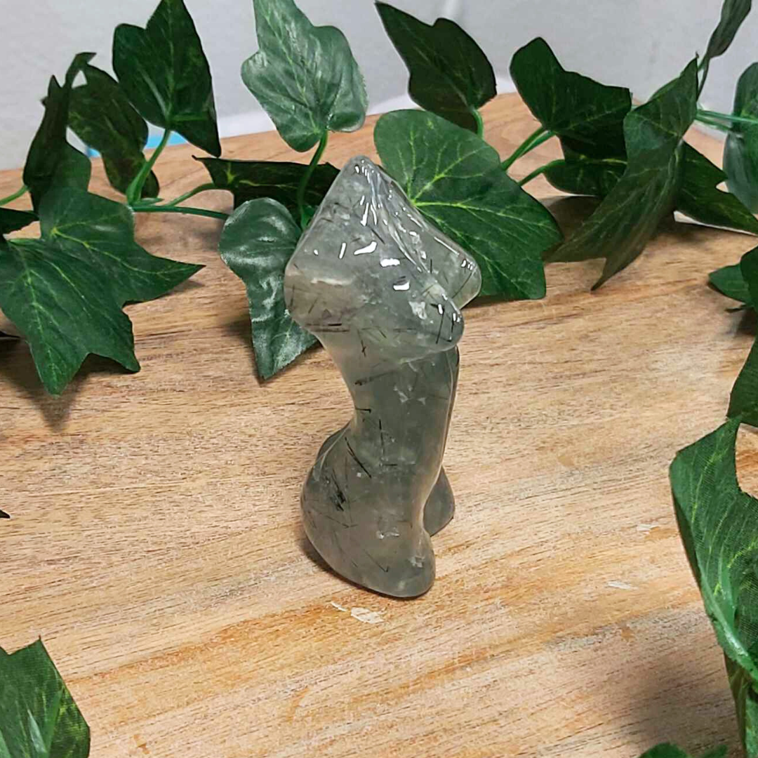 Prehnite Goddess Figure 003