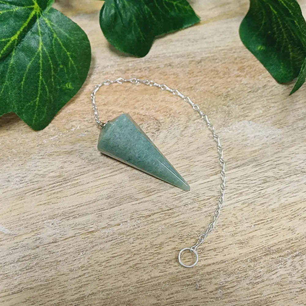 Pendulums - Large Crystal Green Aventurine Pendulum