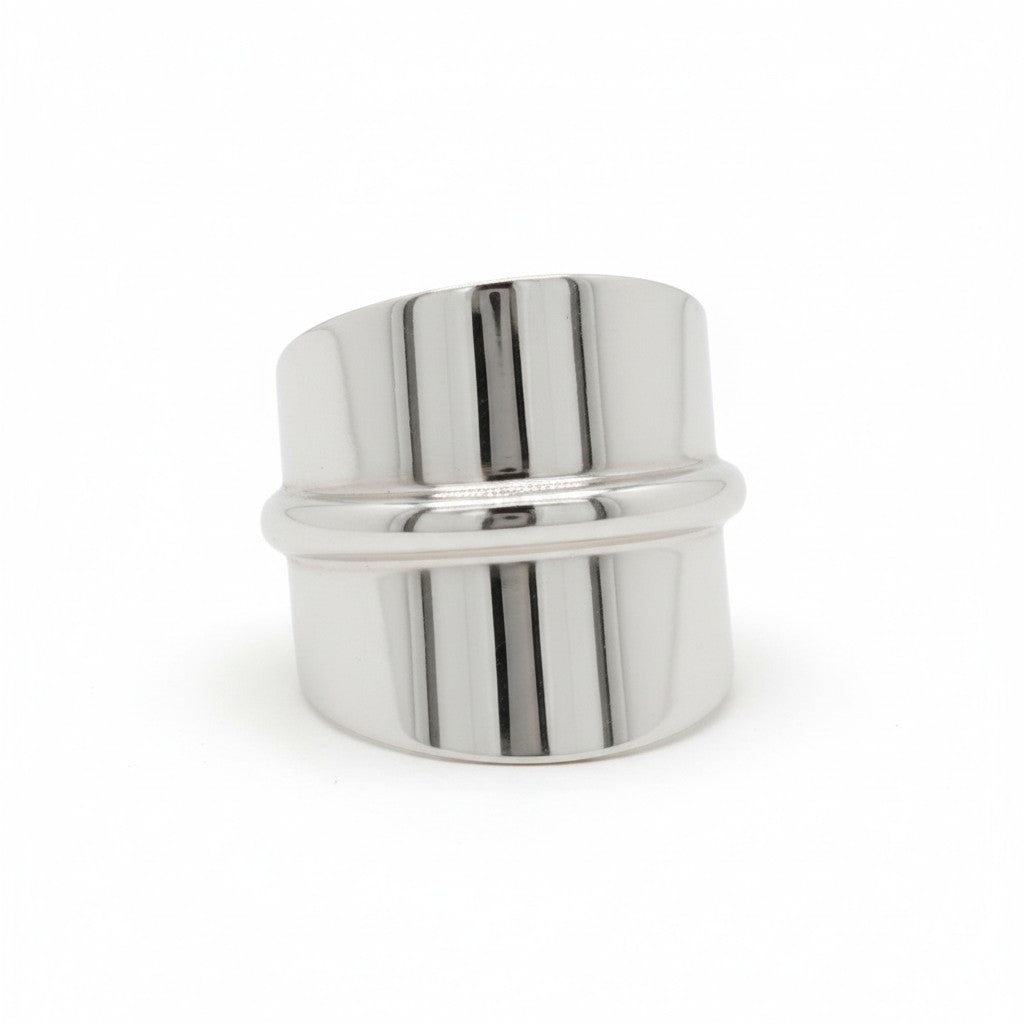 Silver Hammered Ring ~ Soul