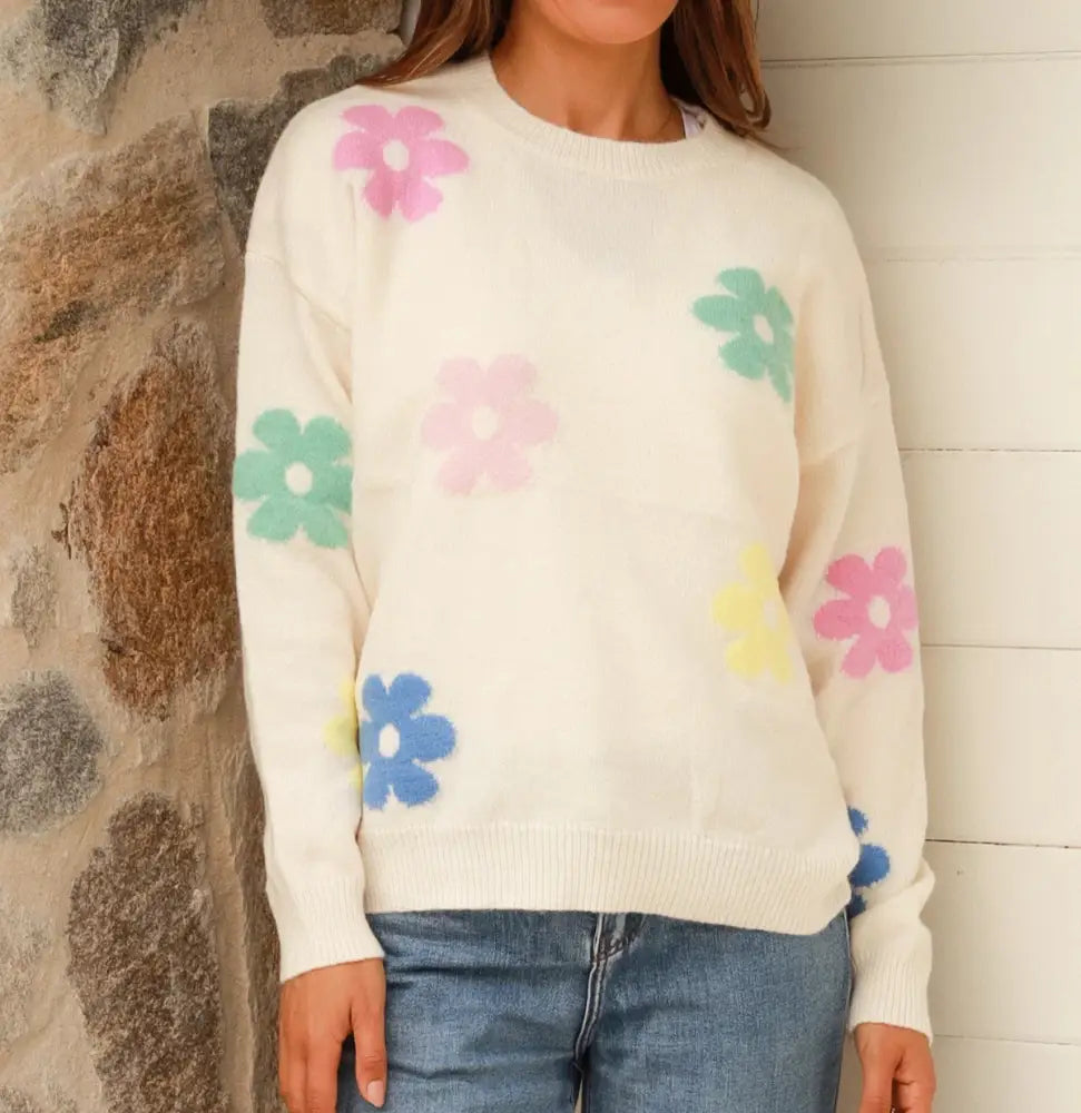 White Flower Knit ~ Kgari Medium Cardigan