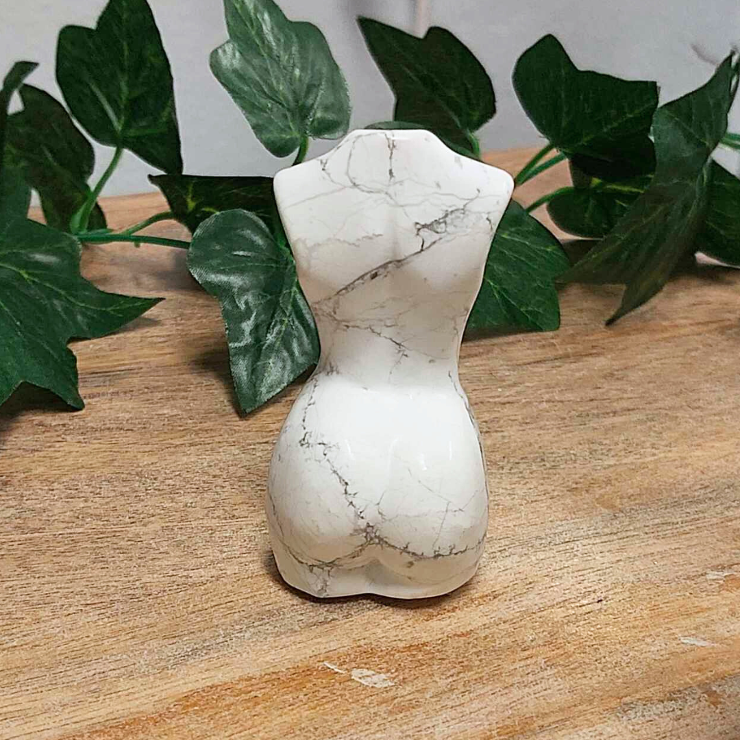 White Howlite Goddess Figure 002